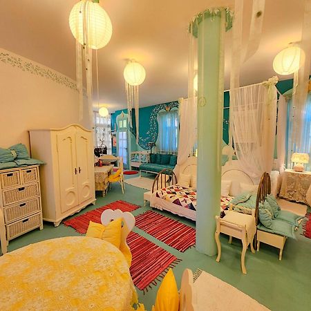 Feher Tulipan Apartman Hotel Debrecen Luaran gambar