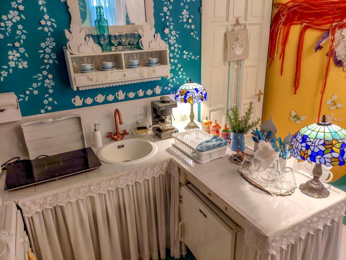 Feher Tulipan Apartman Hotel Debrecen Luaran gambar