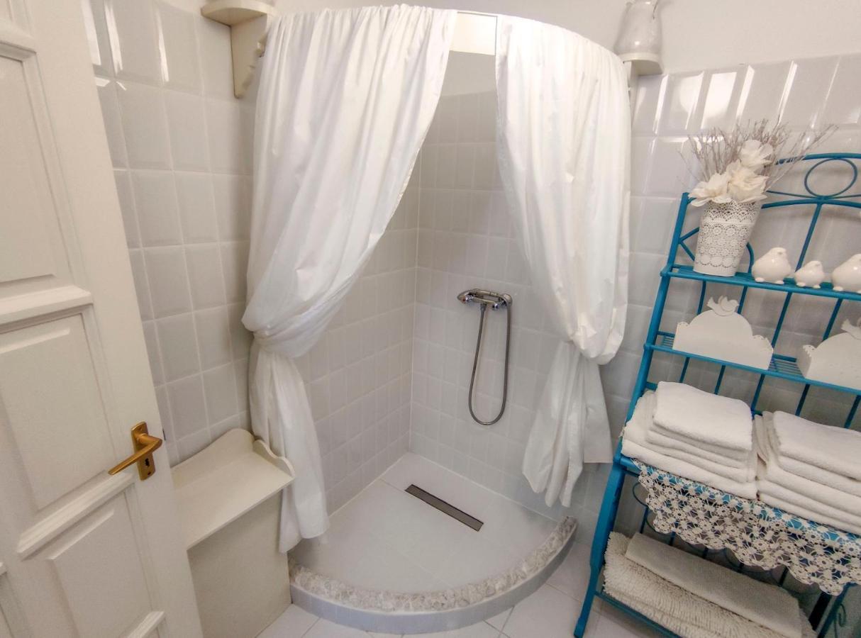 Feher Tulipan Apartman Hotel Debrecen Luaran gambar
