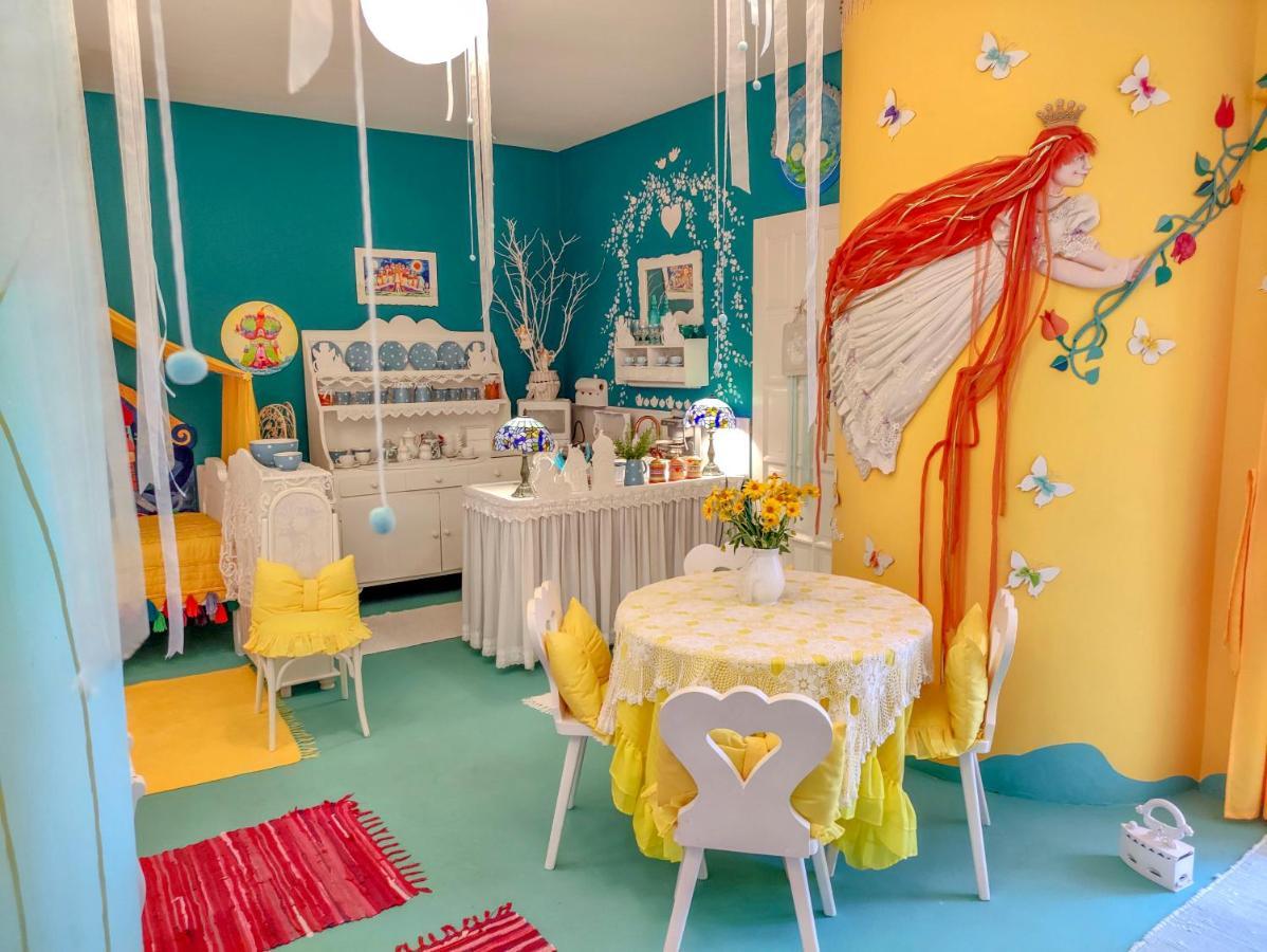 Feher Tulipan Apartman Hotel Debrecen Luaran gambar